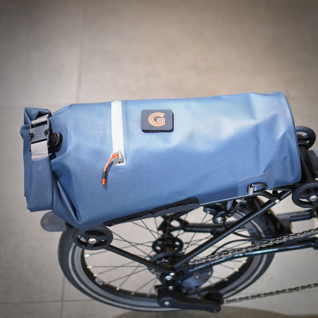 Brompton waterproof rack bag - on G Line.webp