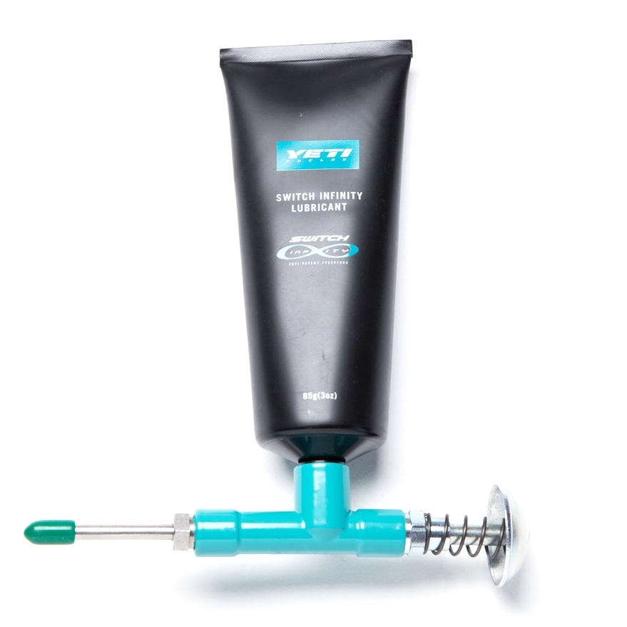 Yeti Grease Gun and Switch Infinity Lubricant