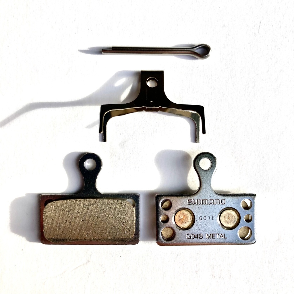 [G04S] Pair of Shimano BR-M785 metal pads, G04S with spring and split pin