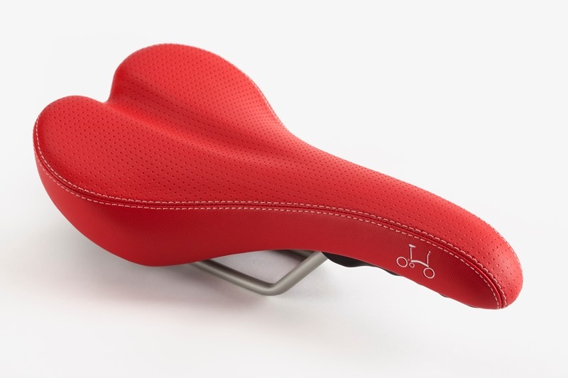 [QSADSTD-RD] Brompton standard rail saddle - Red, excluding Pentaclip