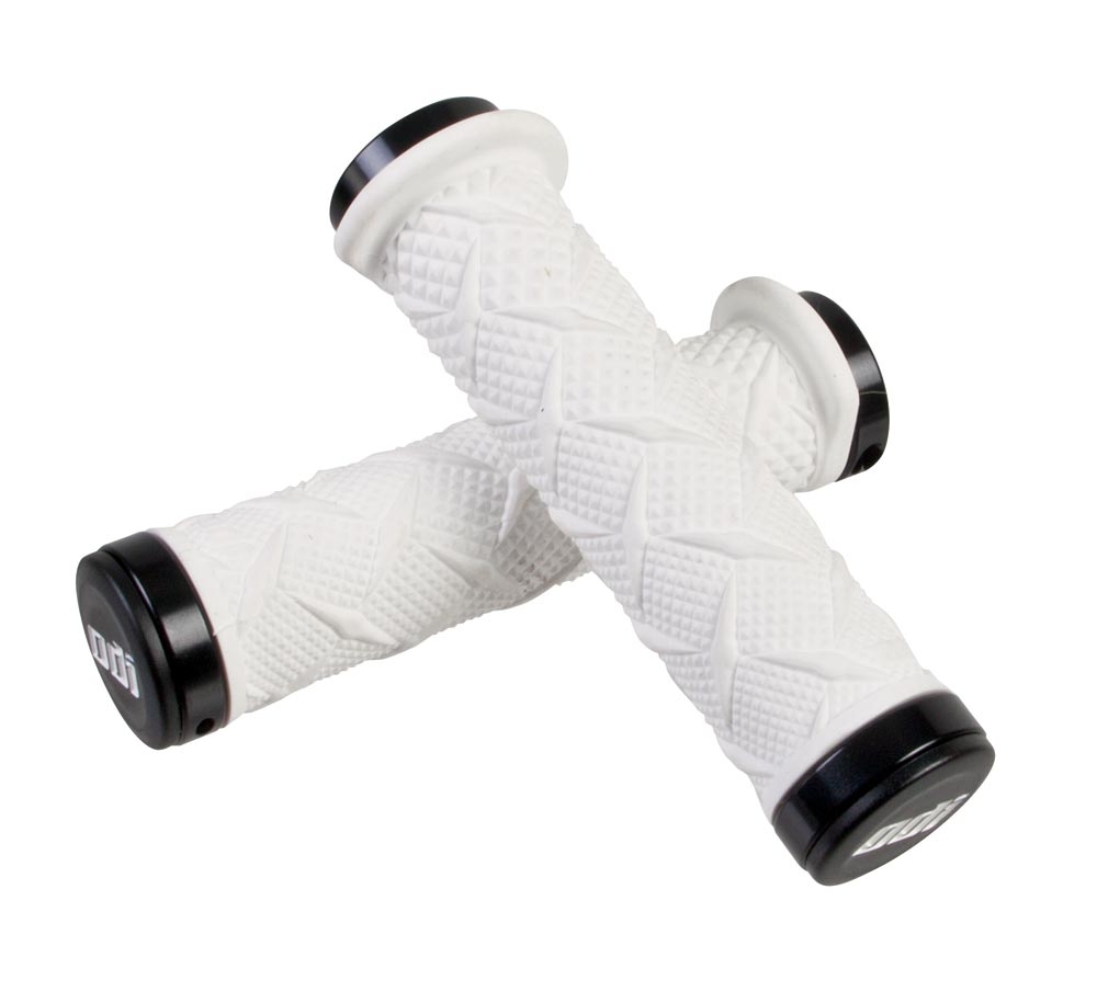 [HGODXTWK] ODI X-treme Lock-On Kit White/Black 130mm